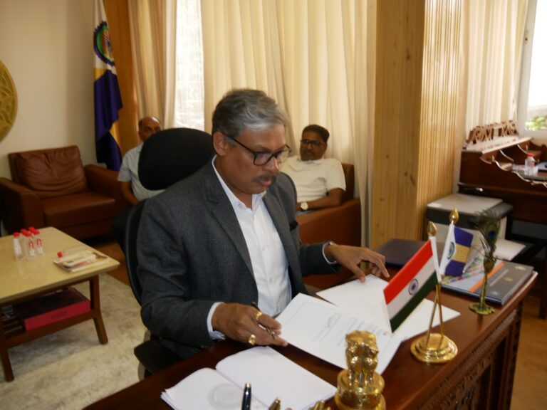 PHOTO-2026-04-25-21-38-44